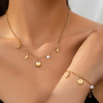 Gold Tone Shell & Starfish Jewellery Set | Beach Choker Necklace & Bracelet for Women | Summer Holiday Vacation Jewelry | Nautical Ocean Charm Set | Dainty Gifts for Her