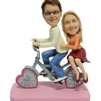 Couple Figurine With Background Couple Figurine With Background
