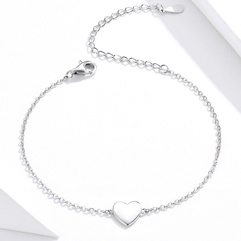 Mini heart bracelet in sterling silver