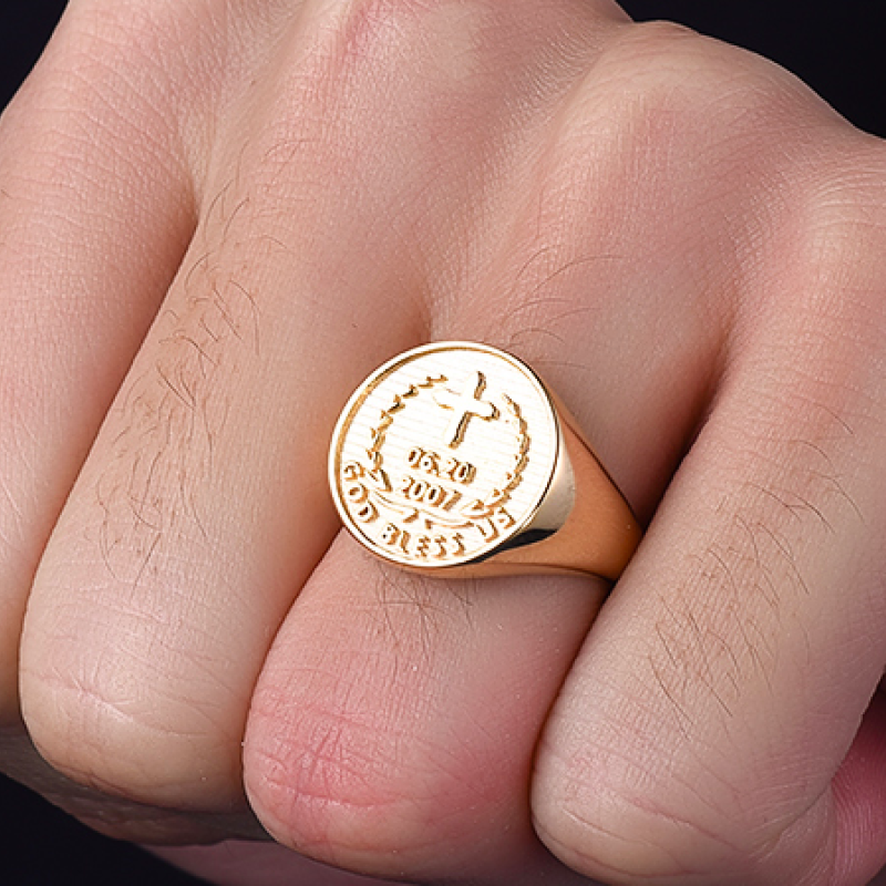 Custom Family Crest Signet Ring Custom family crest signet ring for engraved coat of arms design