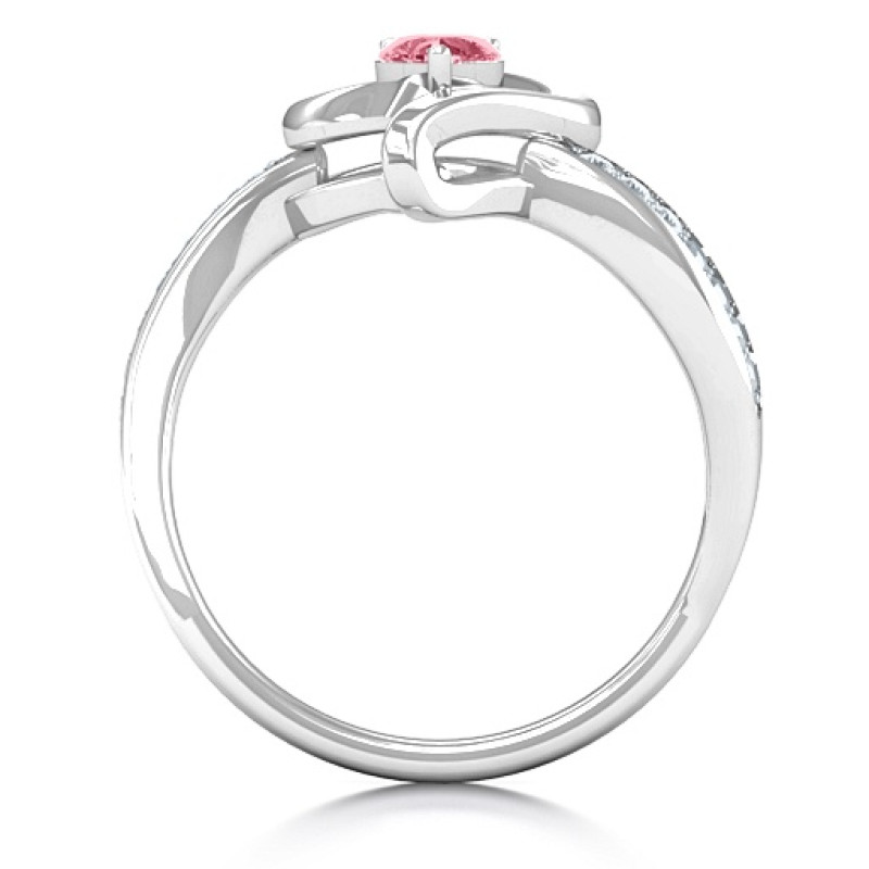 Accented Heart Ring Side View Side view of the curved band on the accented heart ring
