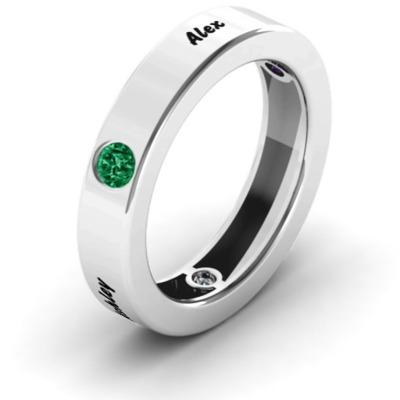 Circular band ring with round stone detail