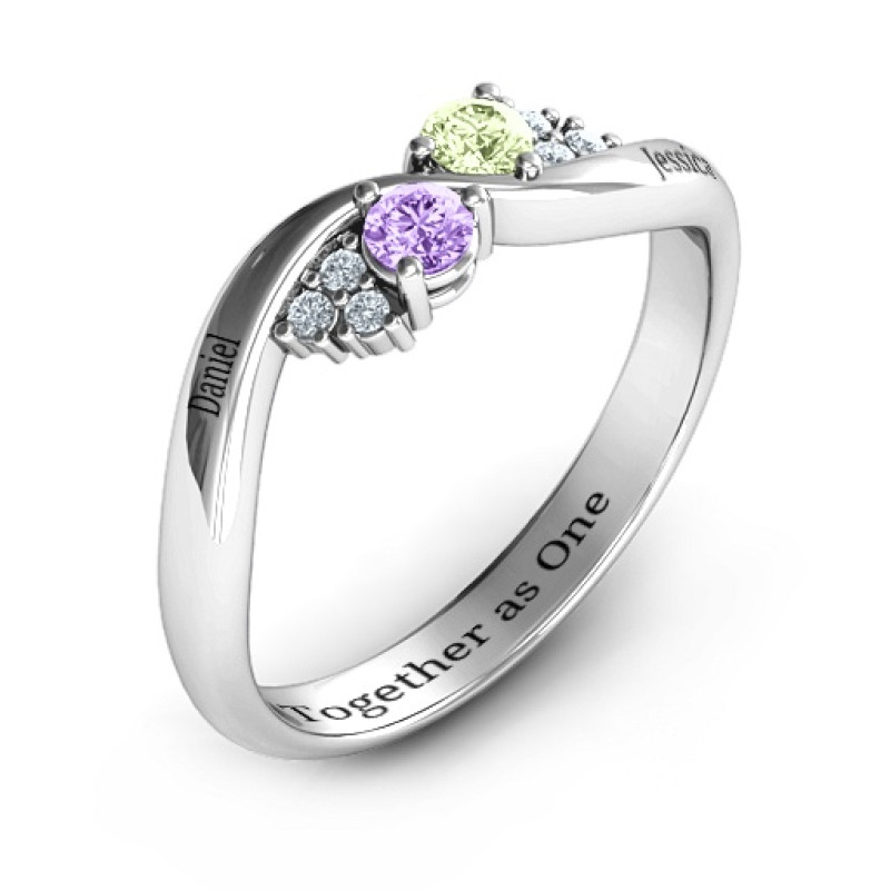 Everyday Dream ring with shoulder accents