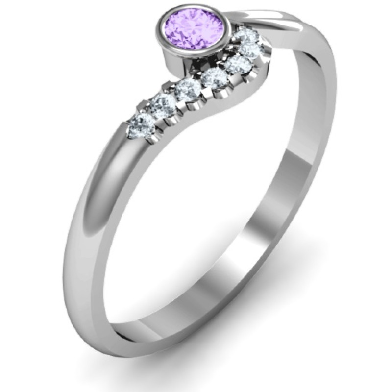 Low Wave Ring with Accents ring detail view