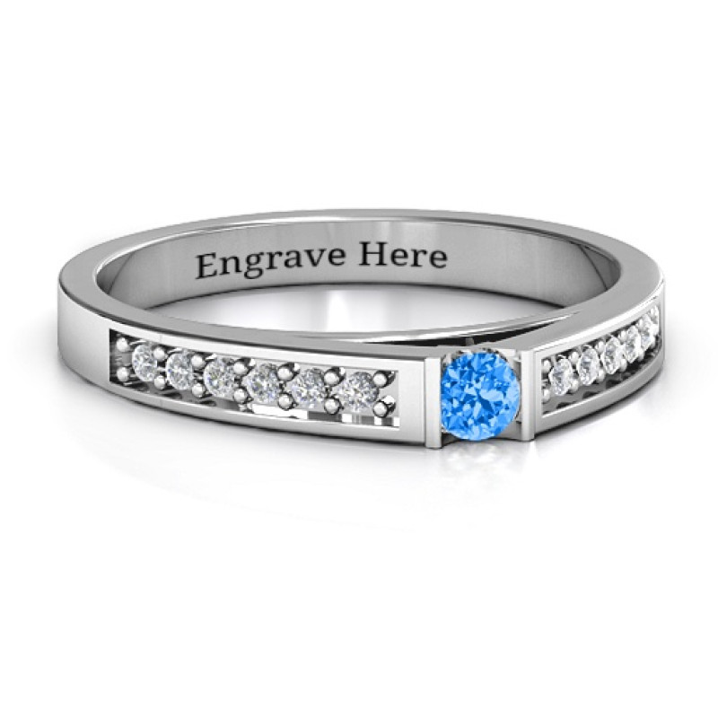 Solitaire bridge ring with shoulder accent stones