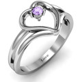 Split shank heart ring detail view