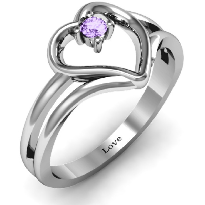 Split shank heart ring detail view