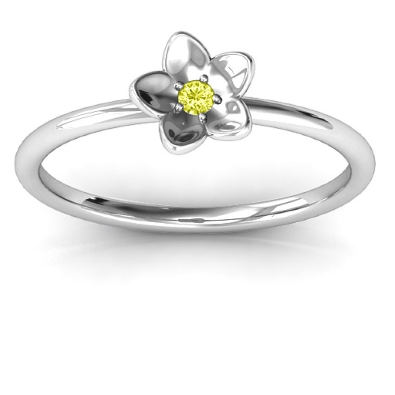 Stackr Azelie Flower Ring view