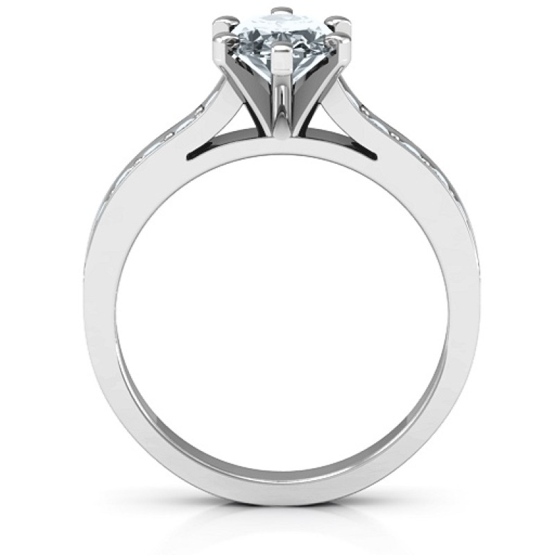 Shining in Love Oval Stone Ring Shining in Love ring with oval centre stone and round accent stones