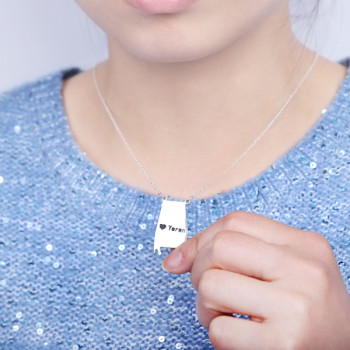Custom Alabama State USA Map Necklace With Heart Name Silver Custom Alabama State USA Map Necklace With Heart Name Silver