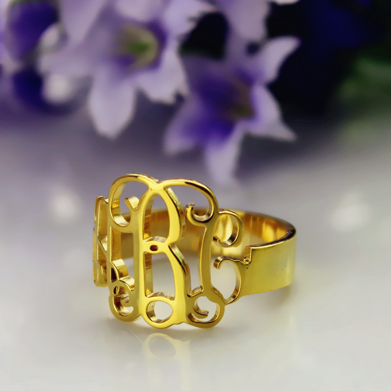 Personalised gold monogram ring