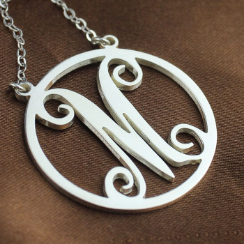 Solid White Gold 18ct Single Initial Circle Monogram Necklace Solid White Gold 18ct Single Initial Circle Monogram Necklace