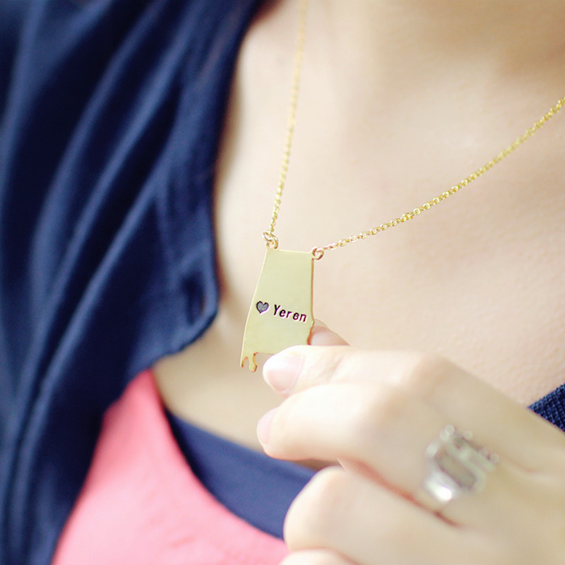 USA State Map Necklace Detail USA state map necklace with heart location detail