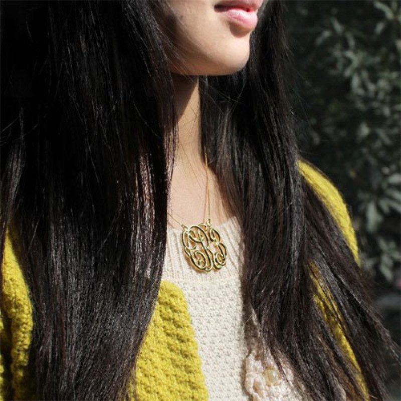 Cube premium monogram necklace product image