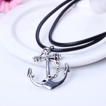 Know what does the anchor symbolize in classic jewellery