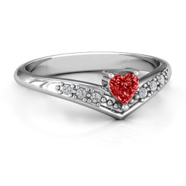 V-Accented Heart Ring