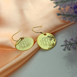 Disc Signet Monogram Earrings In Gold