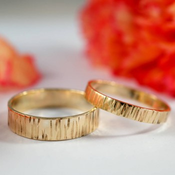 Bark Effect Rings In 18ct Yellow Gold