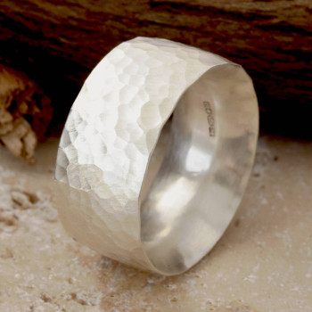 Chunky Hammered Ring Chunky Hammered Ring