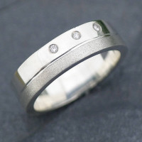 18ct Gold Handmade Mens Chunky Diamond Ring