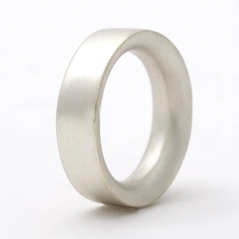 Medium sterling silver ring