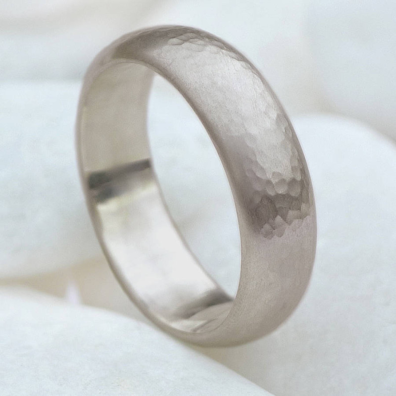 Men's 6mm Hammered Ring Men's 6mm hammered ring