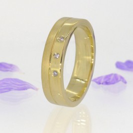 Mens Contemporary Diamond Ring In 18ct Gold
