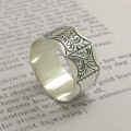 Men's Victorian Style Engraved Ring Men's Victorian style ring with engraved outer panels