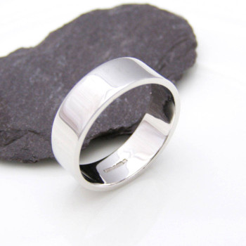 Personalised 18ct White Gold Wedding Ring