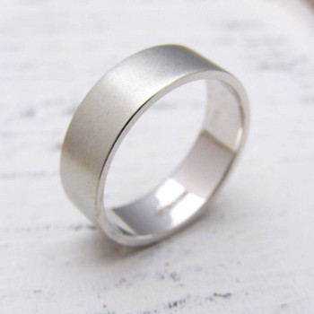 Personalised 18ct White Gold Wedding Ring Personalised 18ct White Gold Wedding Ring