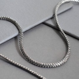 Sterling Silver Oval Snake Necklace