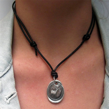 Wax Seal Deer Necklace Wax Seal Deer Necklace